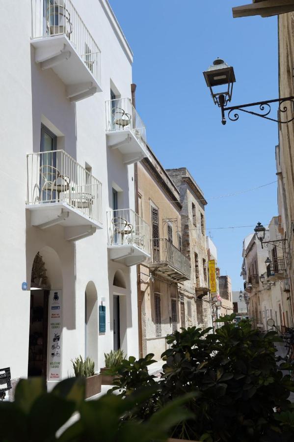 Mazzini Accommodation Фавіньяна Екстер'єр фото